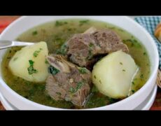 Descubre el auténtico sabor del caldo de costilla en Bogotá: una delicia tradicional que no puedes perderte